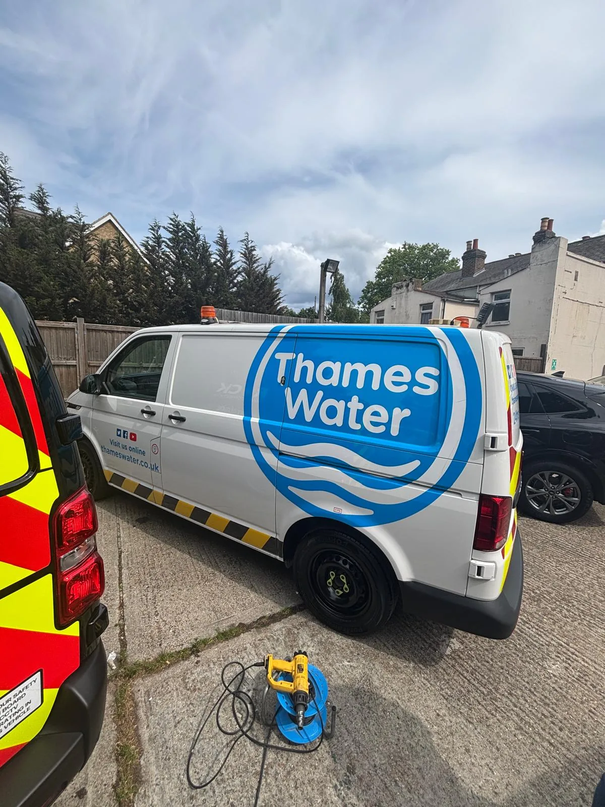 Thames Water fleet van graphics by Talion Graffix